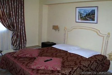 Hotel La Petite Sirene Nizza